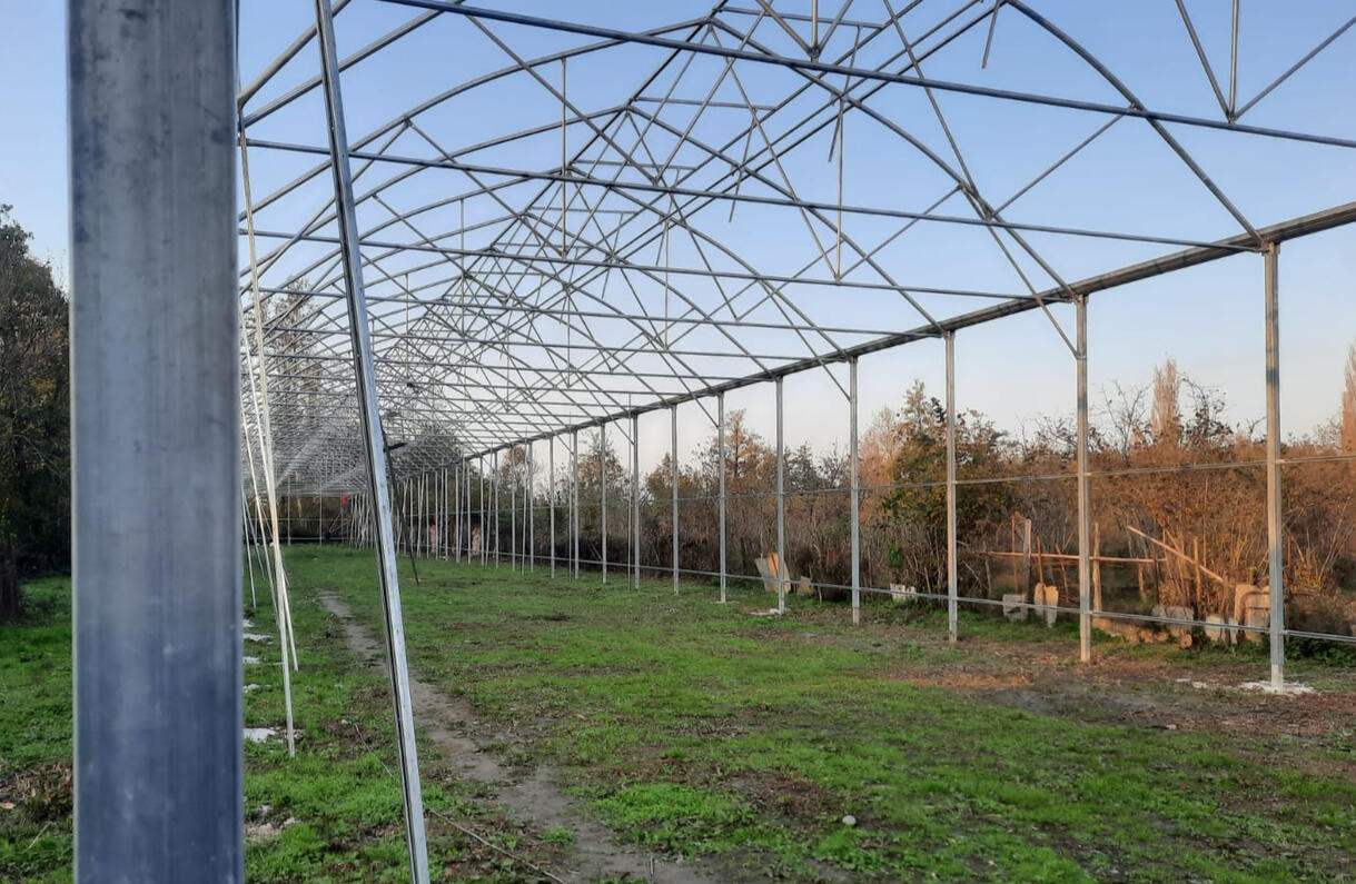 POMIDO - გალვანიზირებული სათბურის (satburi) კონსტრუქციის სხვადასხვა დეტალები და აქსესუარები